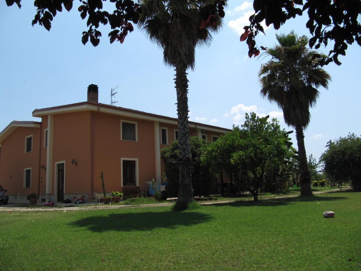 Agriturismo Torre Del Golfo Cropani Εξωτερικό φωτογραφία